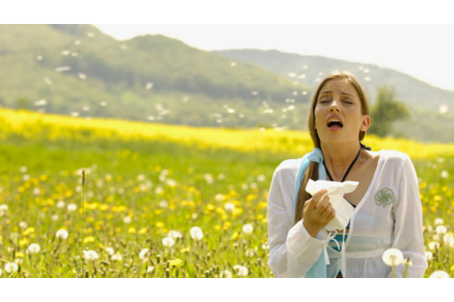 Allergie stagionali: sintomi simili a quelli del Covid-19