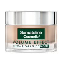Somatoline Volume Effect Crema Riparatrice Notte 50 ml in offerta